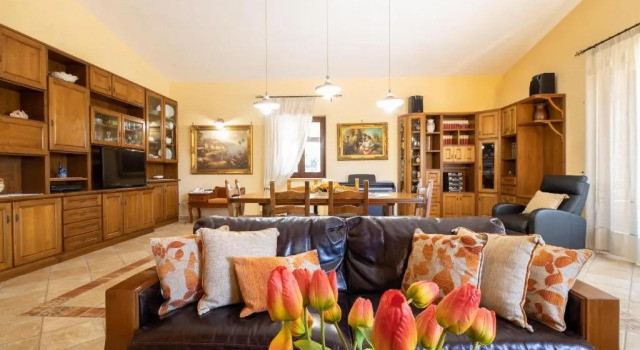Villa Esmeralda, Book Villa Hotels in Taviano with Parking, Parking