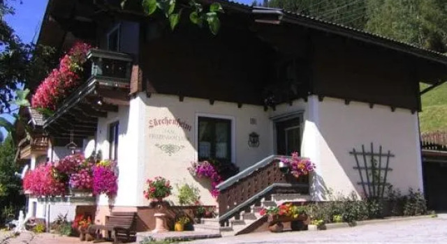 Haus Larchenheim, Забронировать Апартаменты/квартира Ваграйн Salzburger Sportwelt, рядом с Подъемник Флаинг Моцарт