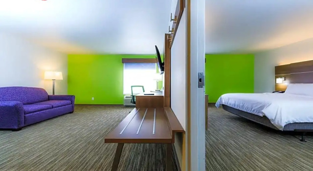 Двухместный люкс Holiday Inn Express Osage Beach - Lake of the Ozarks by IHG