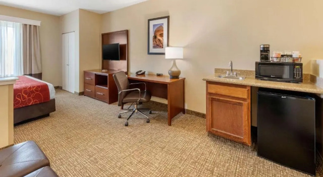 Семейный люкс Superior Comfort Suites Barstow near I-15
