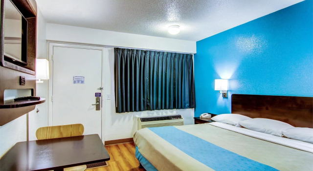 Red Roof Inn St Louis - Florissant, Reserva ahora Hotel Florissant Misuri