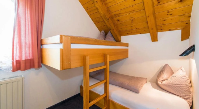 Hotel Winkler-Tuschnig, Забронировать Отель Вайсензе Озера Каринтии, рядом с Горнолыжный подъемник Зевизе