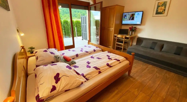 Четырёхместный номер Standard Guesthouse Mesec Zaplana