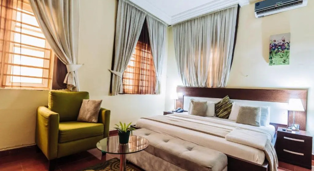 Номер Deluxe Tranquil Mews Hotel