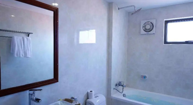 Номер Standard с балконом Holy Angkor Hotel