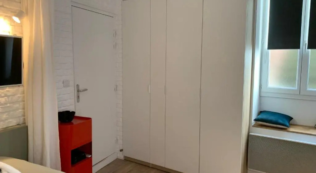 Апартаменты Un Petit Air de Manhattan Coeur de Ville Room 1