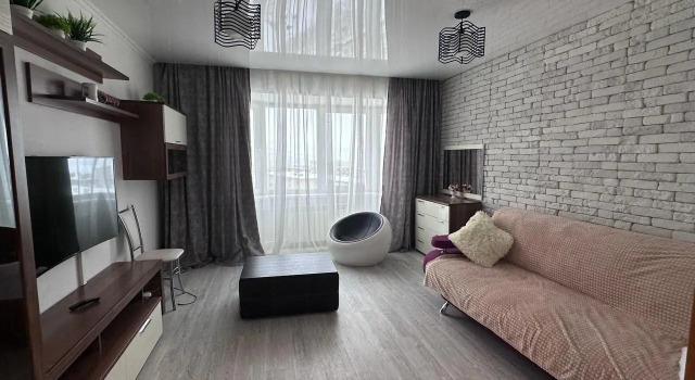 Home Comfort Apartment on Narovchatov street 4, Buchen Sie Ferienwohnung Hotels in Oblast Magadan mit Parkplatz, Parkplätze