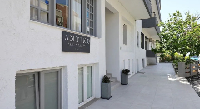 Maria Hotel Apartments and Studios