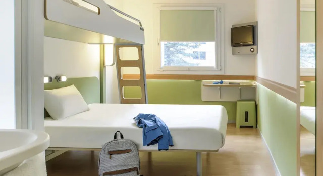 Номер Economy ibis Budget Lons-le-Saunier