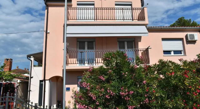 Studio Max, Забронировать Отель Ровинь Rovinj Riviera, рядом с Пристань для яхт Ровиня
