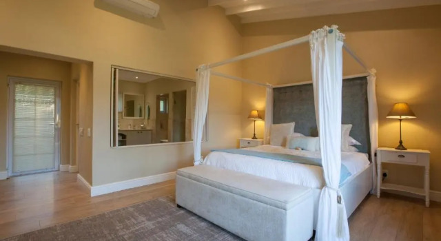 Люкс La Cabriere Country House
