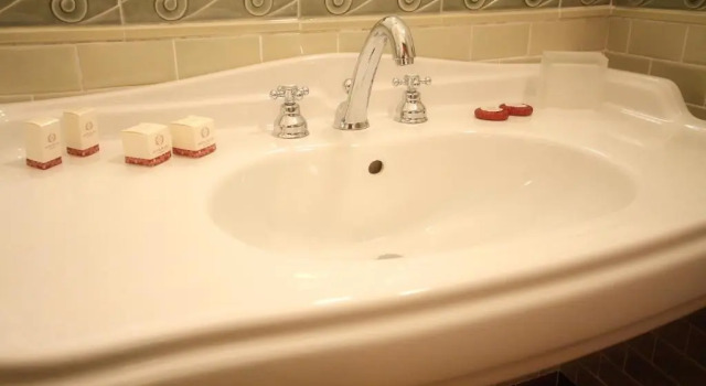 Полулюкс Hotel Rojan