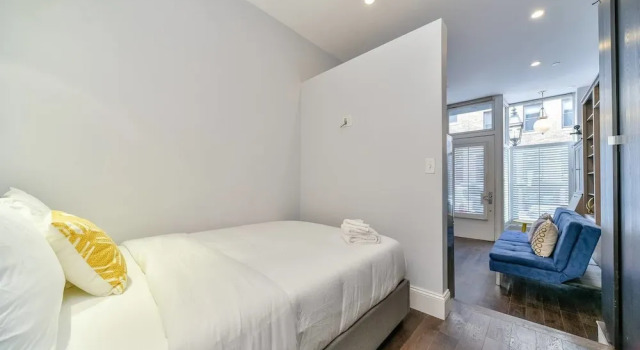 Alcove Studio in Elite Beacon Hill by Domio, Забронировать Отель Отели Бостона 3 звезды, рядом с Boston Public Market, 3*