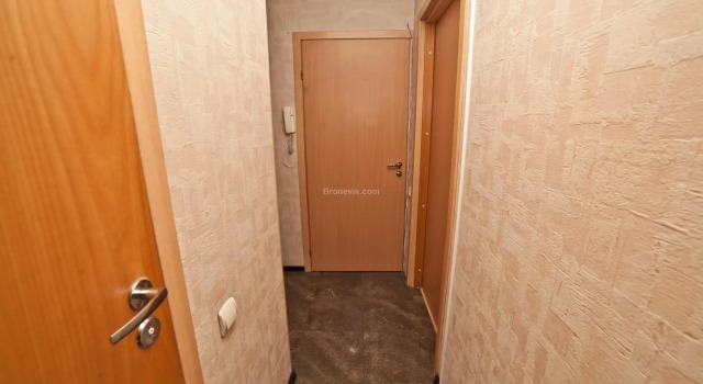 Элит апарт на Бардина, Забронировать Апартаменты/квартира Отели Городского округа Екатеринбурга - Северный управленческий округ с парковкой, Парковка