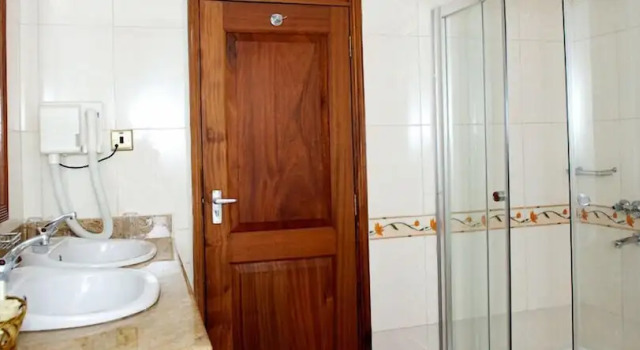 Двухместный номер Standard с видом на озеро Katomi Kingdom Resort