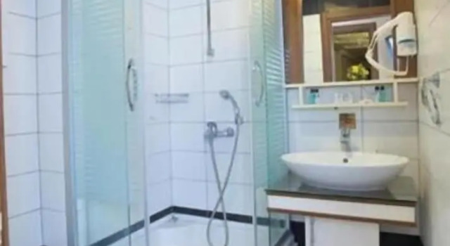 Четырёхместный семейный номер Standard Grand Anatolia Hotel