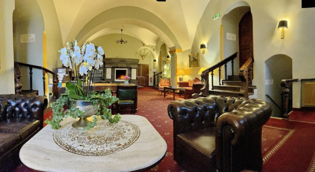 Schlosshotel Podewils, Book Hotel Hoteller i Krag med morgenmad, Morgenmad