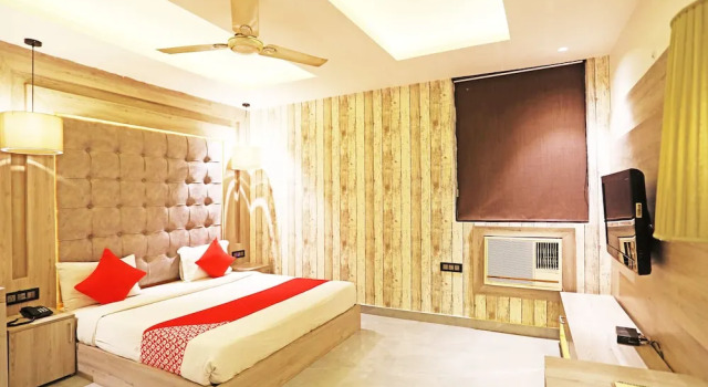 Двухместный номер Standard OYO 8902 Hotel Ronald Inn