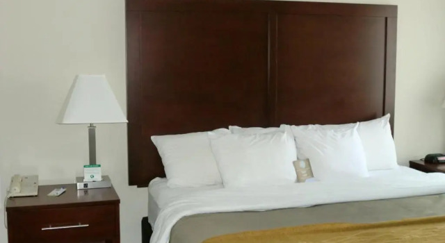 Номер Standard Comfort Inn Birch Run - Frankenmuth