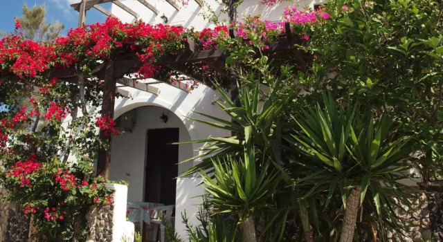 Номер Holiday Beach Resort Santorini