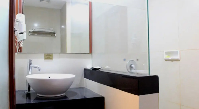 Номер Superior Singgasana Hotel Makassar