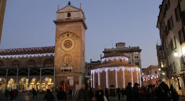 Casa Marsilva - holiday apartment in old town centre, near the lake