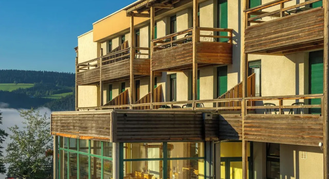 Les Hauts du Lac, Book Hotel Villers-le-Lac Doubs