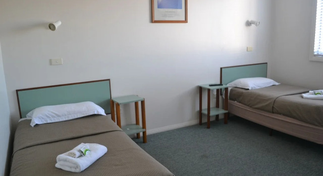 Семейный номер Standard с 2 комнатами Hobart Tower Motel