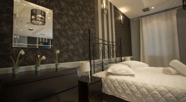 Apollonio Upper View Suites, 예약 호텔 코린트 Corinthia