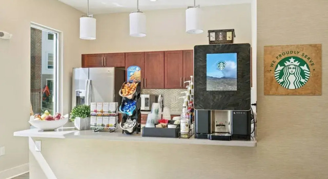 Luxurious Downtown Condo, Забронировать Отель Отели Батон-Руж 3 звезды, рядом с Парк на улице Рузвельта, 3*