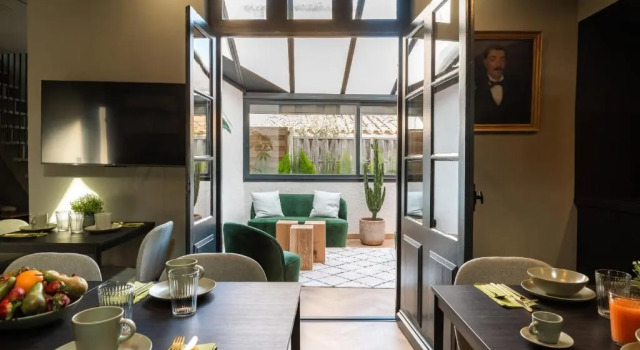 La Maison de Jean by Maison Bacou, Réserver Hôtel Hôtels à Carcassonne avec parking, Parking