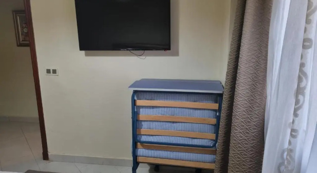 New Luxury Apartment, 3 Bed, 7mins To Beach - Aida, Rezerwuj Apartament Hotele w Tanger-Tetouan z parkingiem, Parking