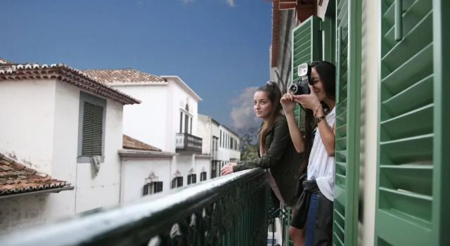 Кровать в общем номере с балконом 29 Madeira Hostel