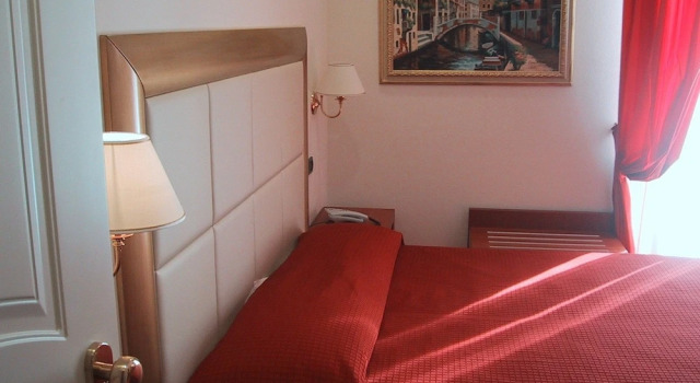 Трёхместный номер Superior с балконом Hotel Metropolitan - Bianchi Hotels