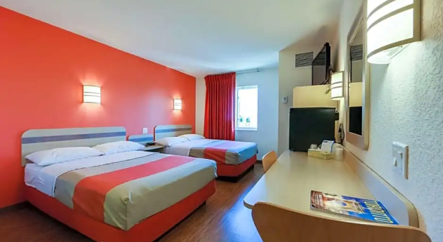Номер Deluxe Motel 6 Mississauga, ON - Toronto
