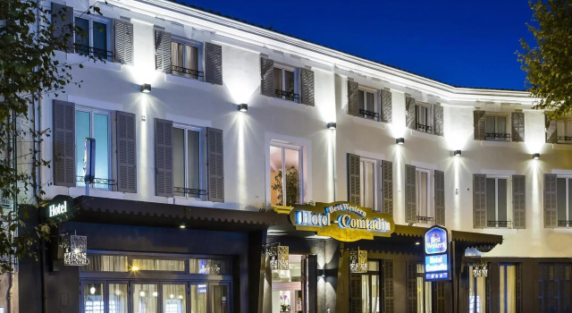 Трёхместный номер Standard с видом на город Best Western le Comtadin