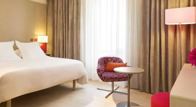 Номер Superior Oceania lHôtel de France Nantes