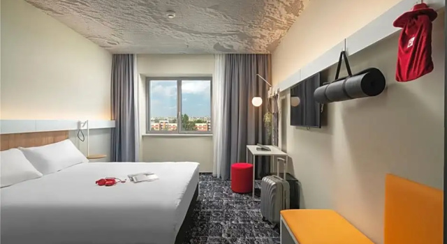 Люкс с видом на парк ibis Bucharest Politehnica