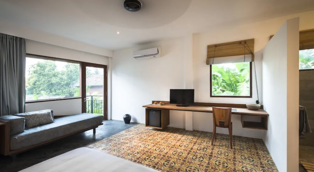 Номер Deluxe с балконом Pages Rooms Hotel