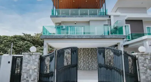 Ipoh Midtown VastblueEscape Pool Villa 6B6B @23Pax