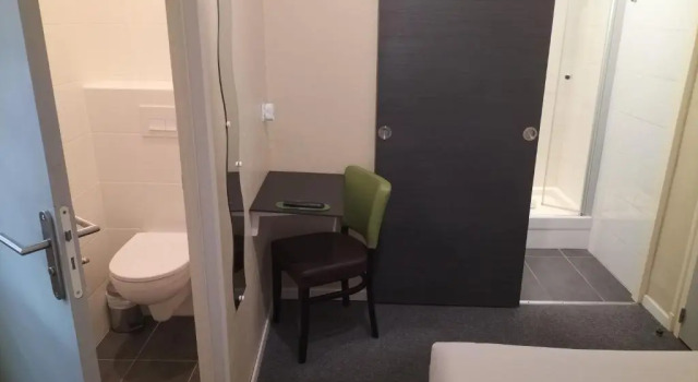 Hôtel de France Arcachon, Забронировать Отель Отели Бассен-д'Аркашон с парковкой, Парковка