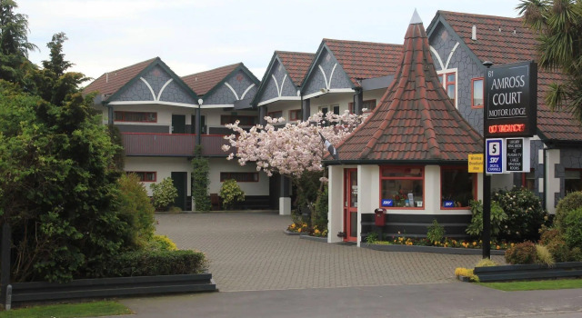 Amross Court, Забронировать Отель Saint Albans 