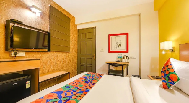 Номер Deluxe Fabhotel Old Meple Leaf- Golf Course Road & Sector 27