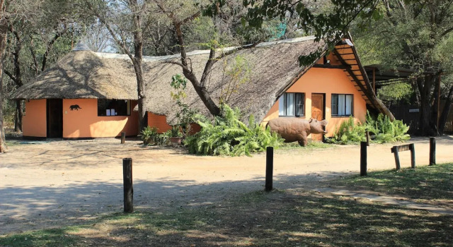Zelt Ndhovu Safari Lodge
