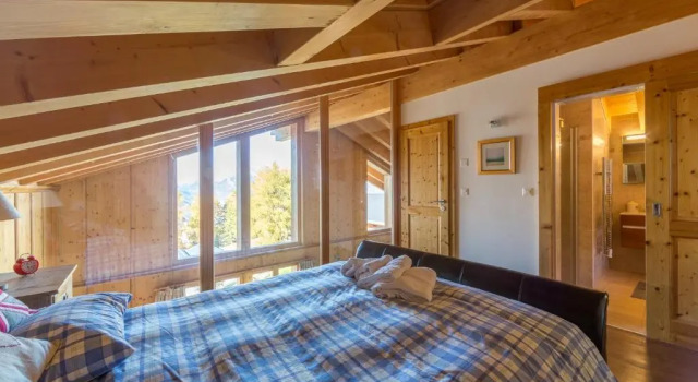 Chalet Asphodel, Rezerwuj Chalet Hotele w 4 Valleys z parkingiem, Parking