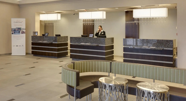 Niagara Fallsview Hotel&Suites, Buchen Sie Hotel Hotels in New York State mit Pool, Schwimmbad
