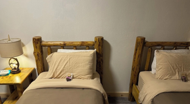 Шестиместный номер Standard Kootenai Valley Motel