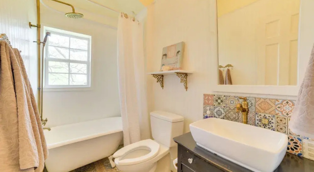 Коттедж с 3 комнатами Cozy Thomasville Cottage - Walk to Downtown