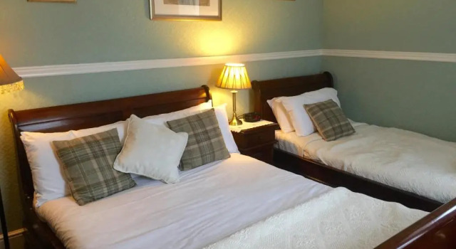 Номер Standard The Ken Bridge Hotel & Campsite