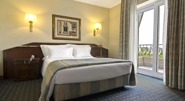 Двухместный номер Standard с балконом SANA Rex Hotel
